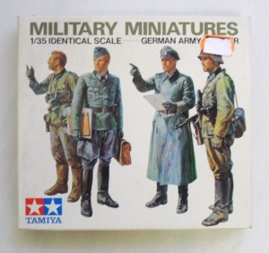 TAMIYA 1/35 35010 GERMAN ARMY OFFICER